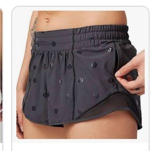 Lululemon black shorts logo print size 12